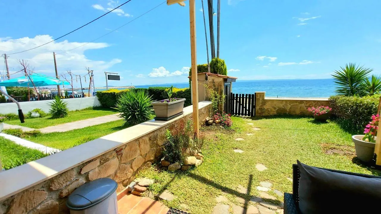 Liva Villa Seaside Nikiti  Nikiti (Sithonia)